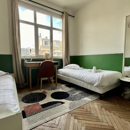 Amazing Renovated In The City-center *