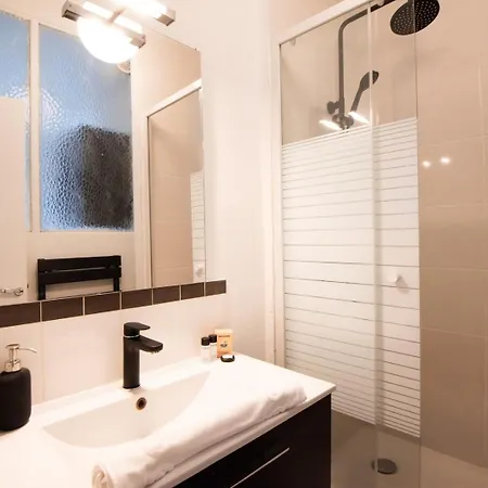 Amazing Renovated In The City-center