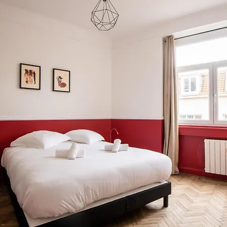 아파트 Amazing Renovated In The City-center *